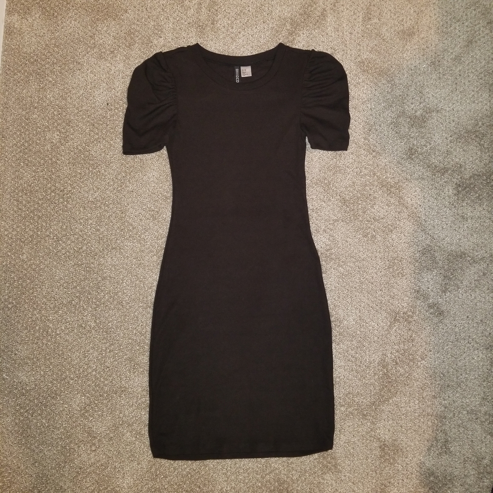 Divided Black Mini Dress with Puff Sleeves